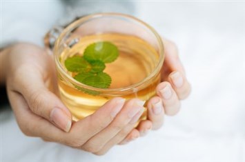 5 مشروبات طبيعية ستُخلّصكم من إحتباس السوائل في الجسم